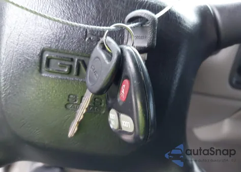 2000 GMC Sierra 1500 Sle from USA, damaged, VIN 1GTEK19TXYE409866